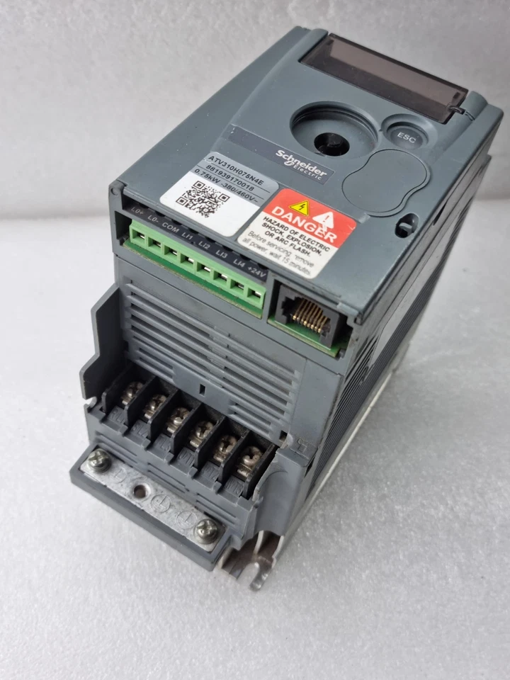 SCHNEIDER Altivar ATV310H075N4E 0.75kW 380-460 (as is)